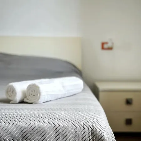 Airport Marco Polo Appartement