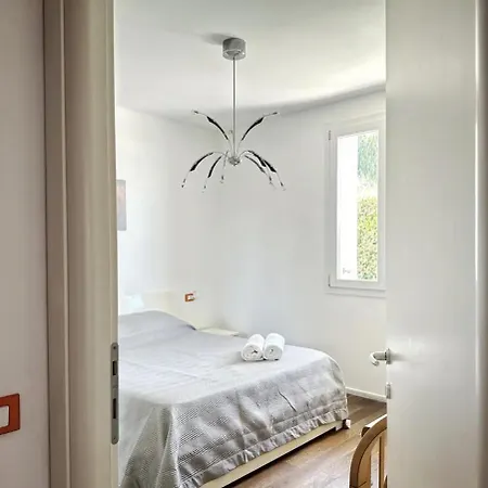 Airport Marco Polo Apartment